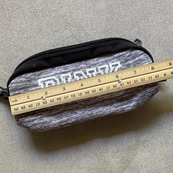 Victoria’s Secret PINK Pencil Pouch - Picture 2 of 5